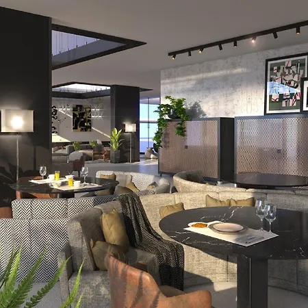J Hotel 4*